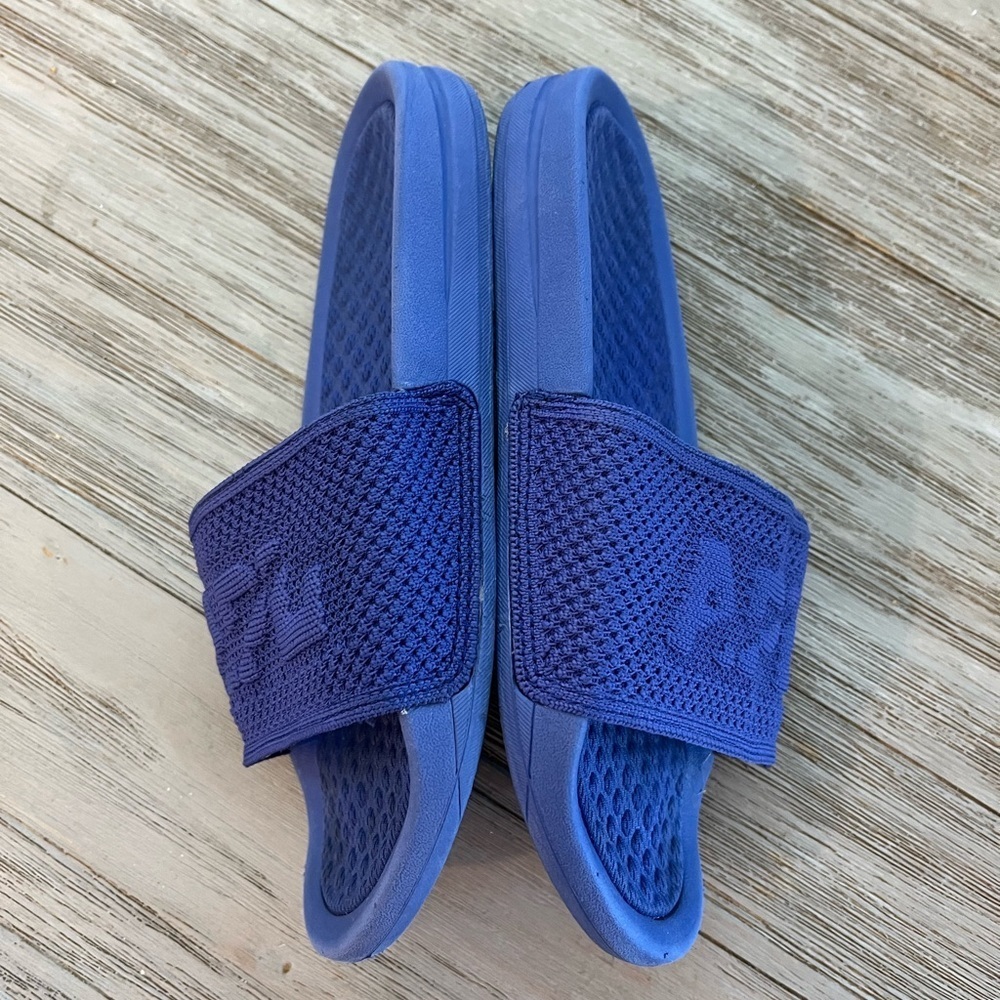 APL Big Logo TechLoom Slide - image 5